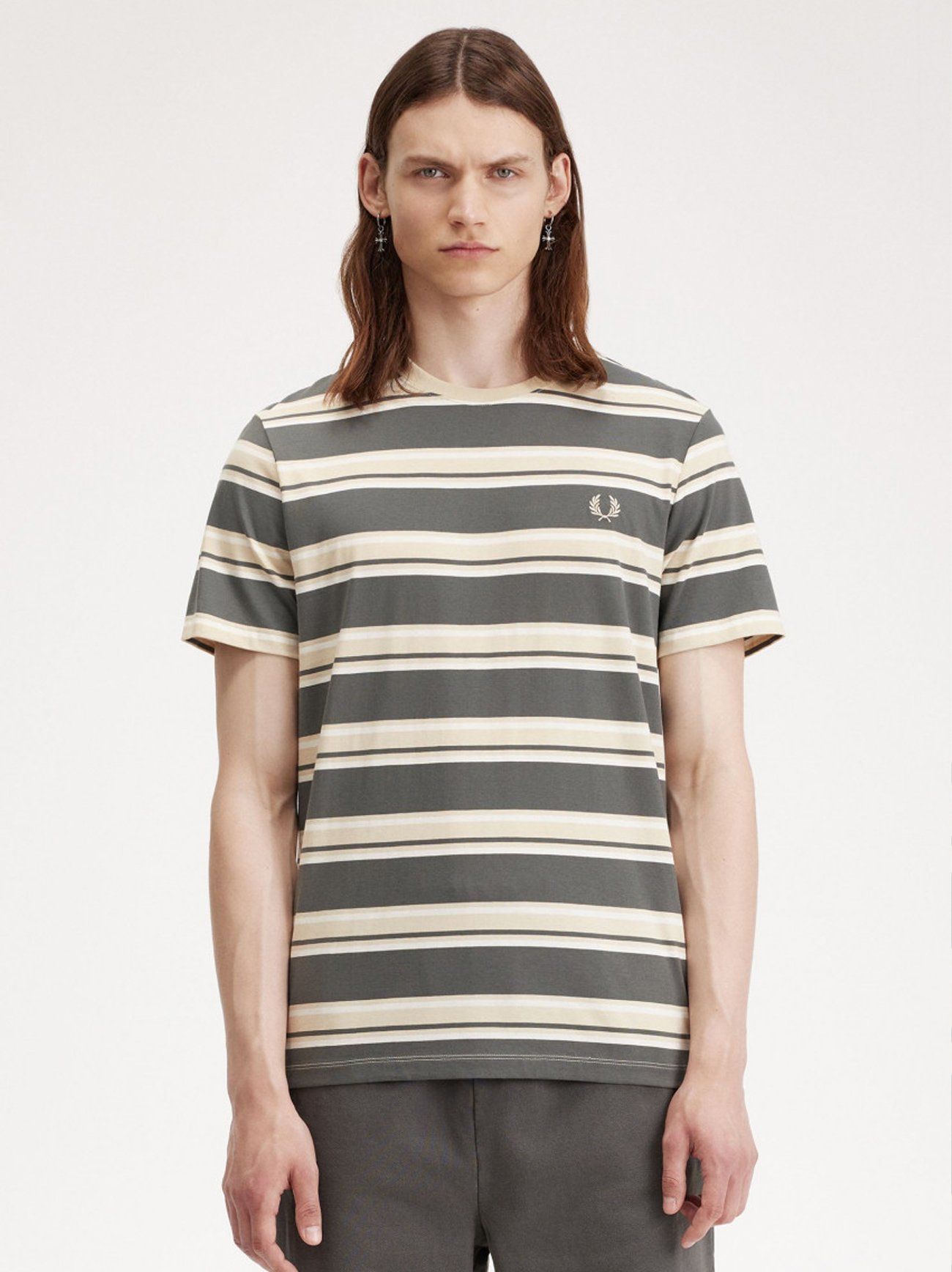 ★FRED PERRY★ Sharp Stripe Cuff T-Shirt Night Green AFPM251 Fred Perry - Striped Cuff Night Green - T-shirt | Impericon