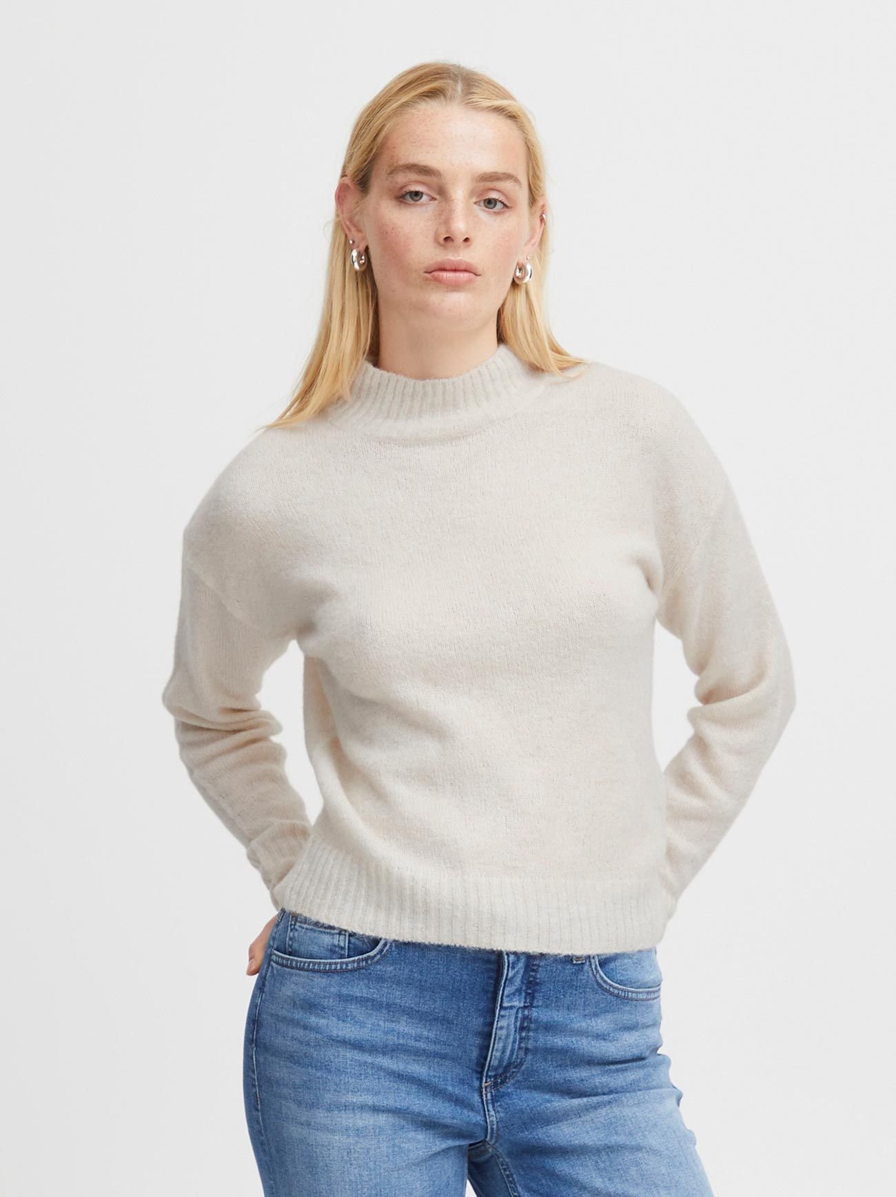 ICHI Womens Cloud Dancer Ihkamara Jumper| Designerwear